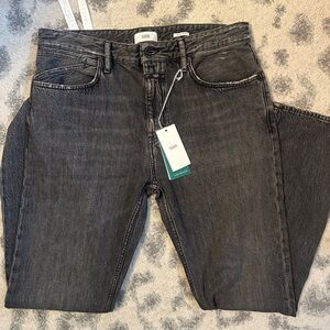 Closed denim size 33 NWT bogus straight leg